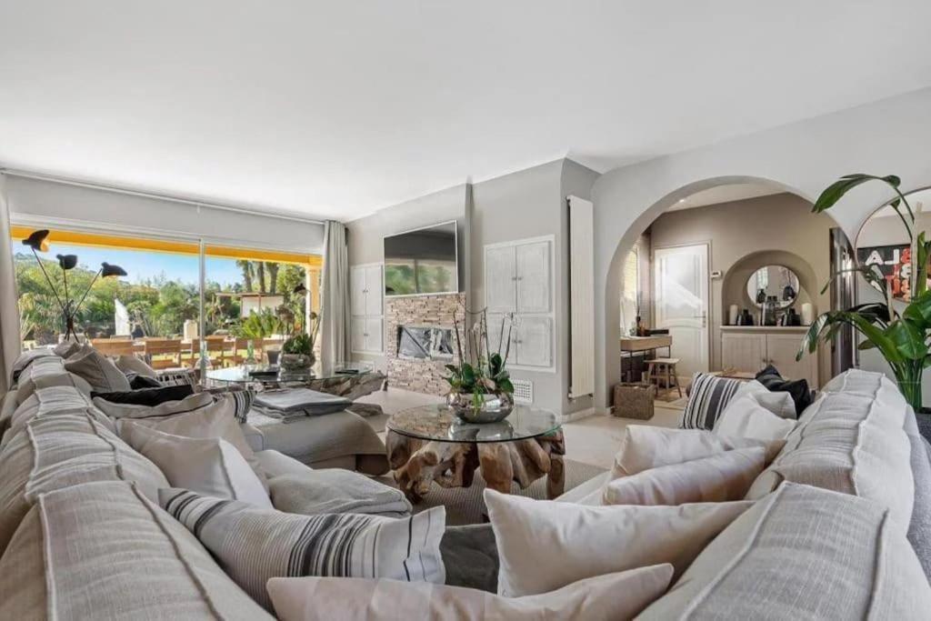 Grande Villa St-Tropez Area Avec Piscine Chauffee Gassin Dış mekan fotoğraf