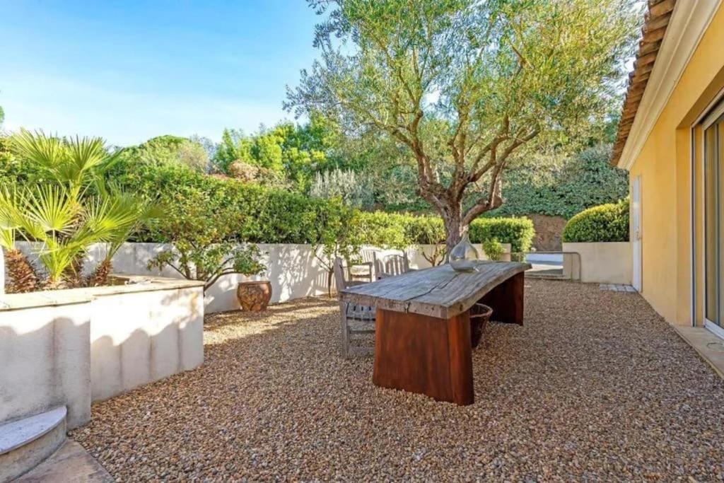 Grande Villa St-Tropez Area Avec Piscine Chauffee Gassin Dış mekan fotoğraf