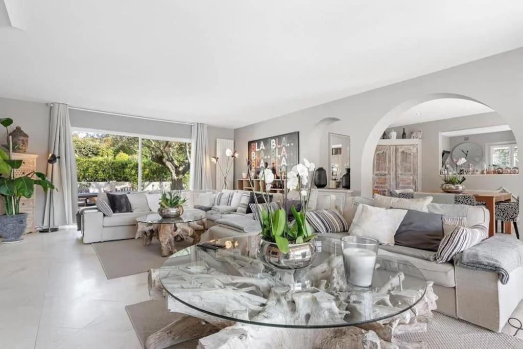 Grande Villa St-Tropez Area Avec Piscine Chauffee Gassin Dış mekan fotoğraf