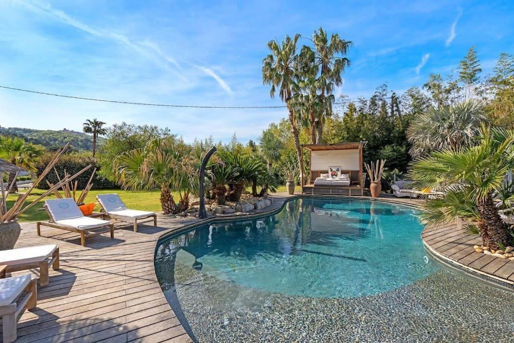 Grande Villa St-Tropez Area Avec Piscine Chauffee Gassin Dış mekan fotoğraf