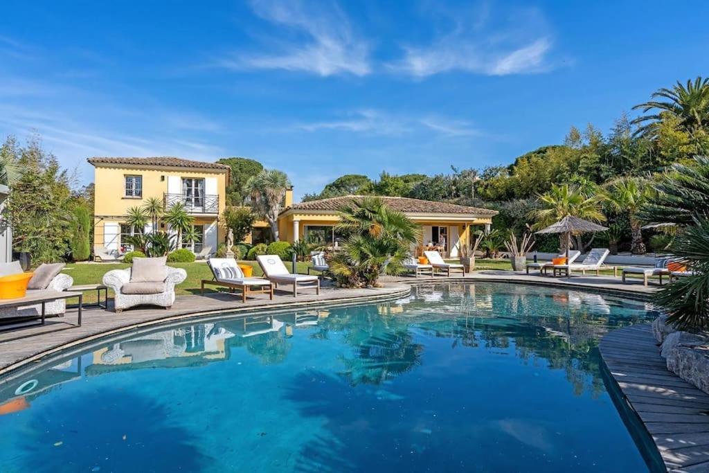 Grande Villa St-Tropez Area Avec Piscine Chauffee Gassin Dış mekan fotoğraf